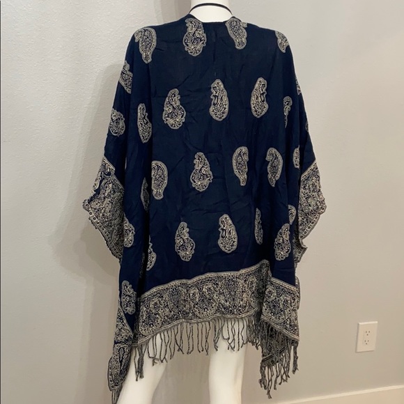 Abercrombie & Fitch Fringe Jacket Wrap Sweater - Picture 4 of 6